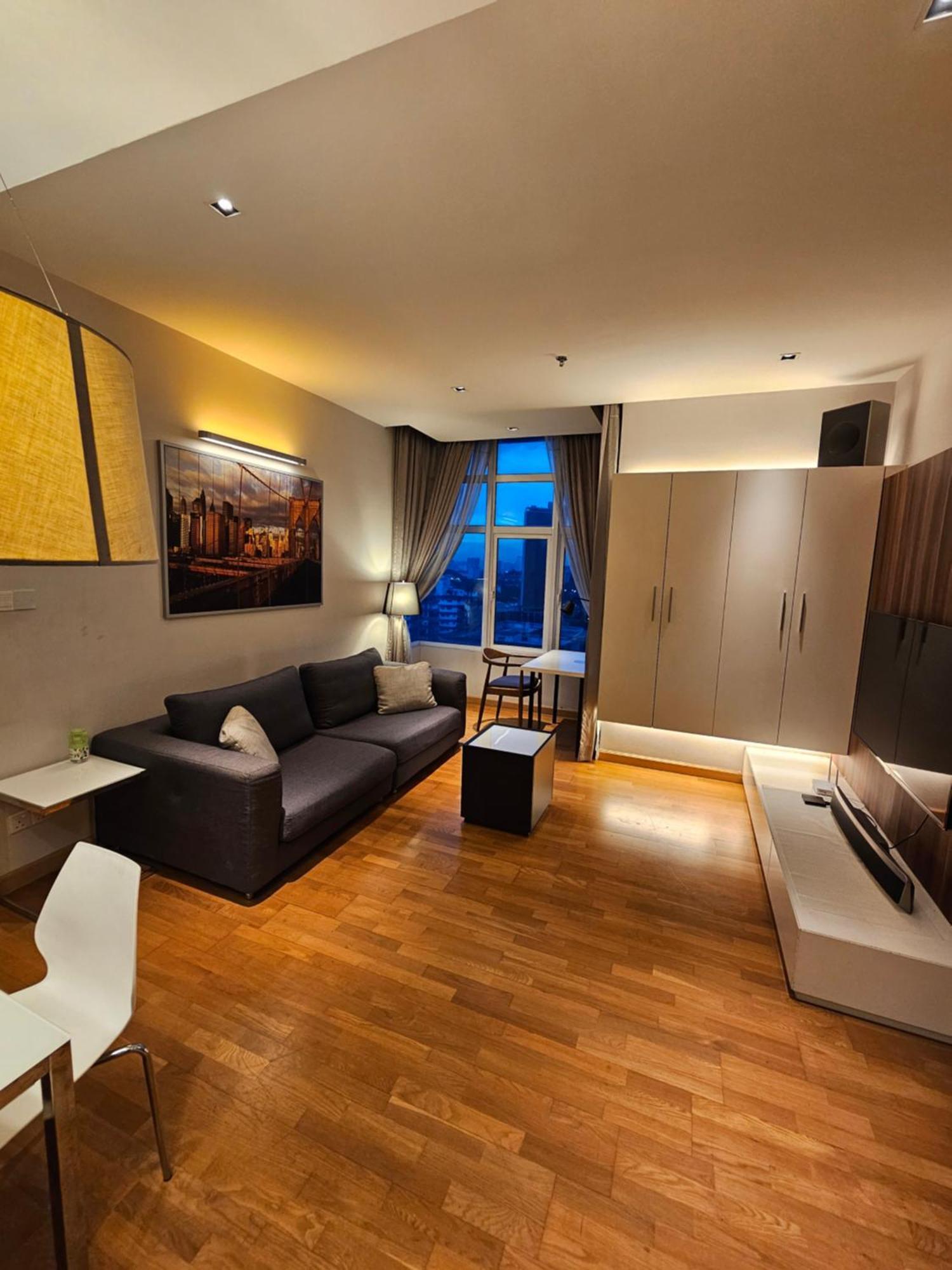 Apartemen Premier @ Dua Sentral *
