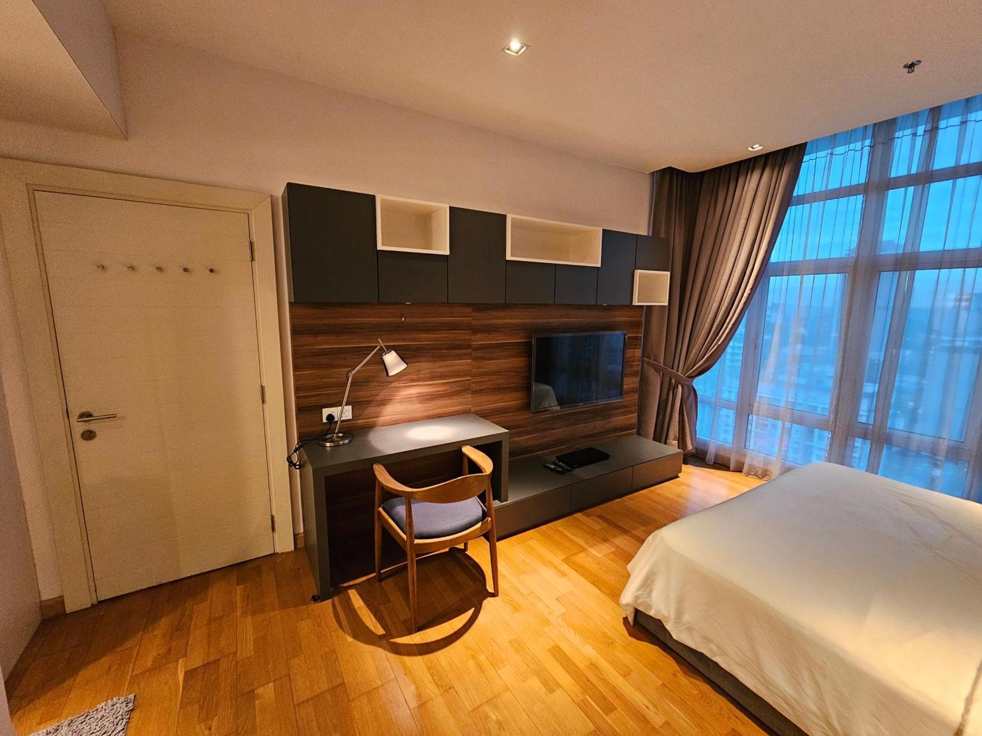Apartemen Premier @ Dua Sentral